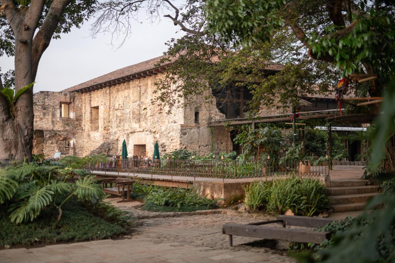 Hotel Museo Spa Casa Santo Domingo Antigua Kültér fotó The Old Fort